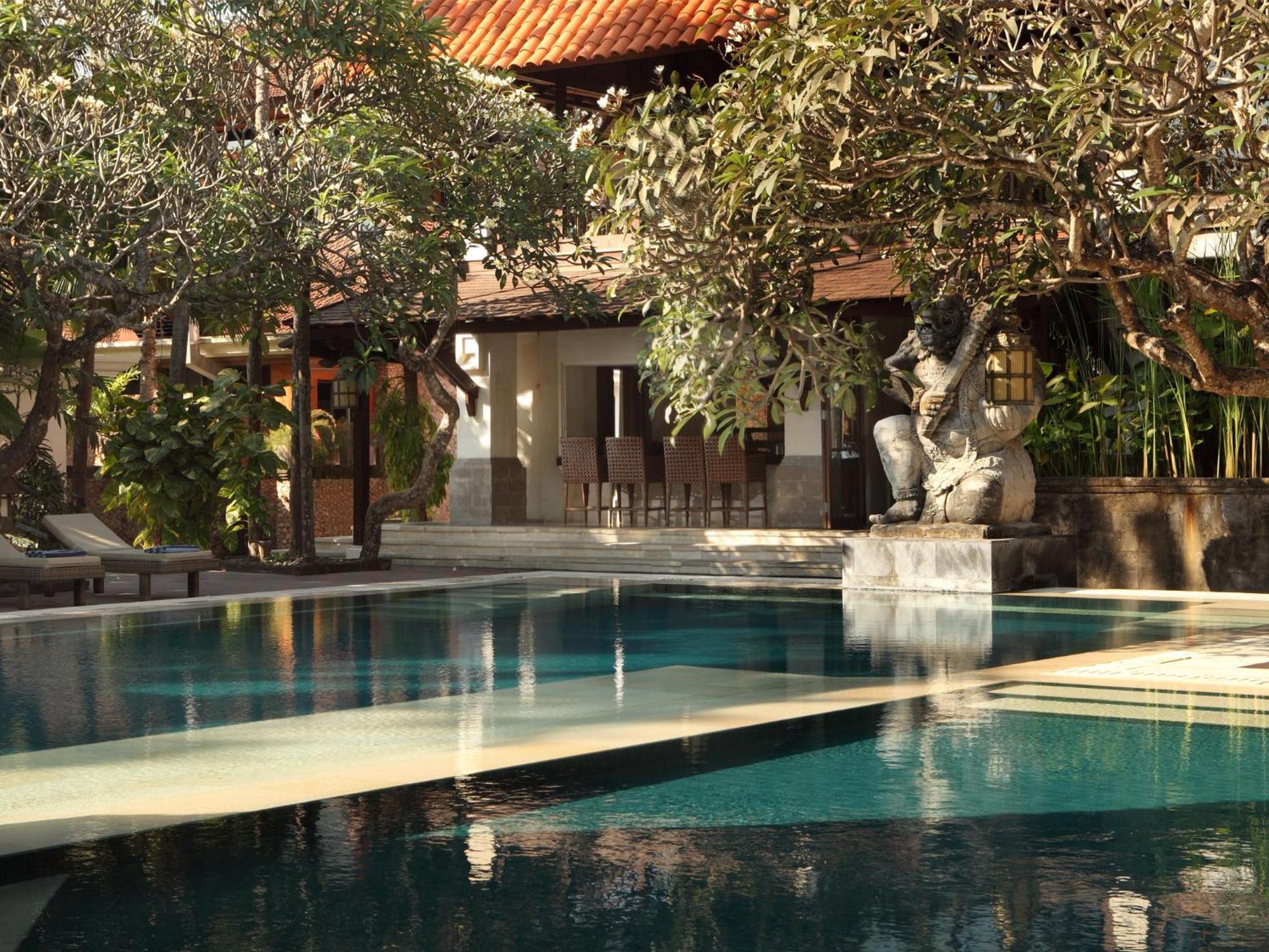 Puri Santrian Beach Resort And Spa Sanur  Luaran gambar
